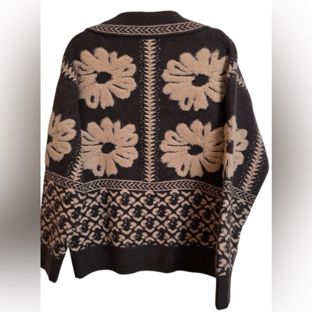 NWT Cherie Collette Floral V-Neck  Soft Boho Sweater - Picture 4 of 12